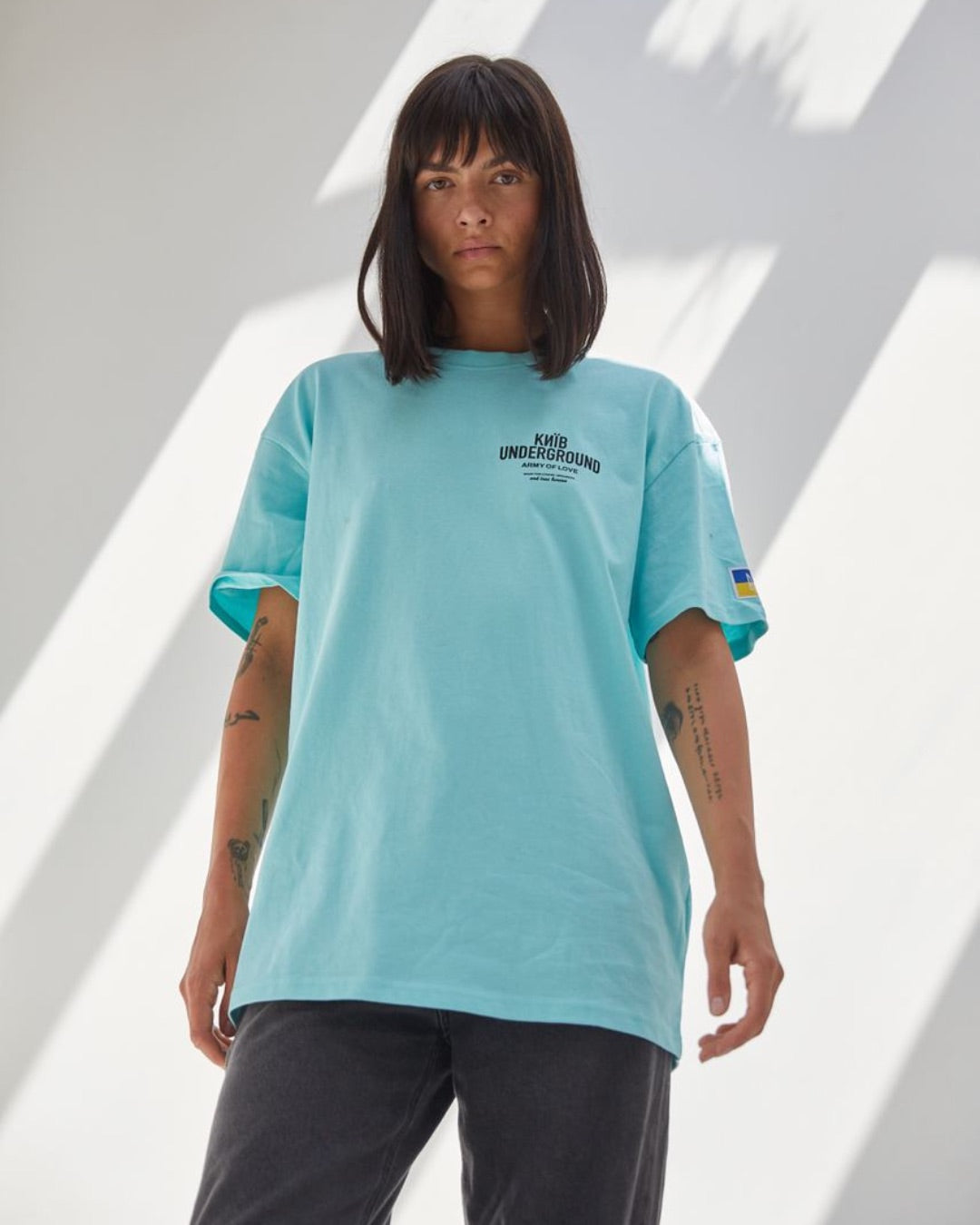 OVERSIZE T-SHIRT - ARMY OF LOVE